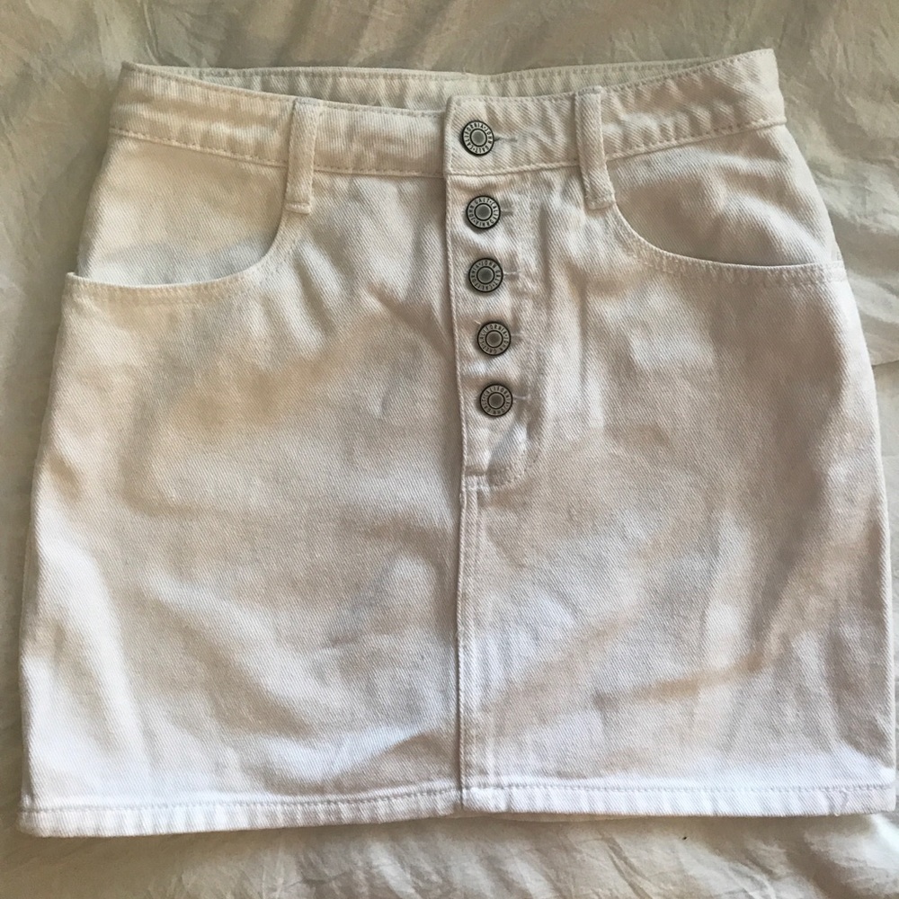 Brandy Melville white mini skirt NWOT